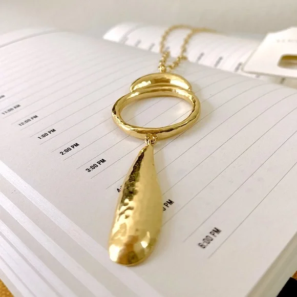 Sole Society Hammered 12k Gold-Plated Open Ring Pendant Necklace - Picture 4 of 10